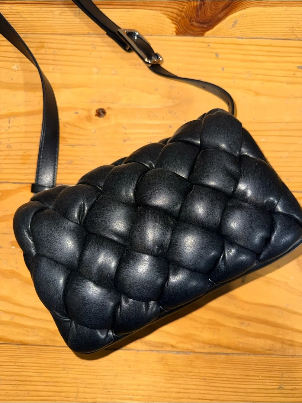 JW PEI Women's Black Quilted Maze Crossbody